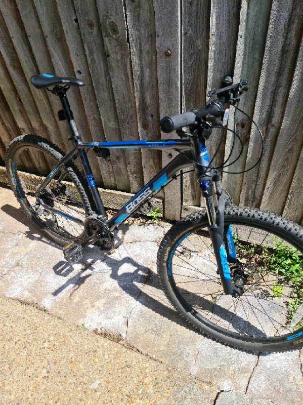 boss wraith mountain bike
